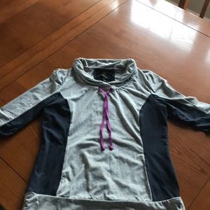 Long sleeve work out shirt